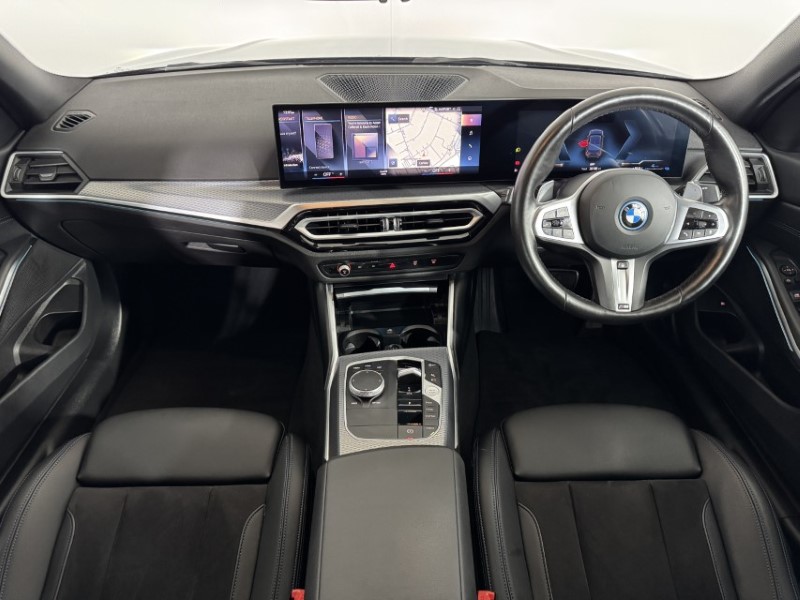 2024 (74) BMW 3 SERIES 330e 22.3 kWh M Sport 4dr Step Auto [Pro Pack] 5660869