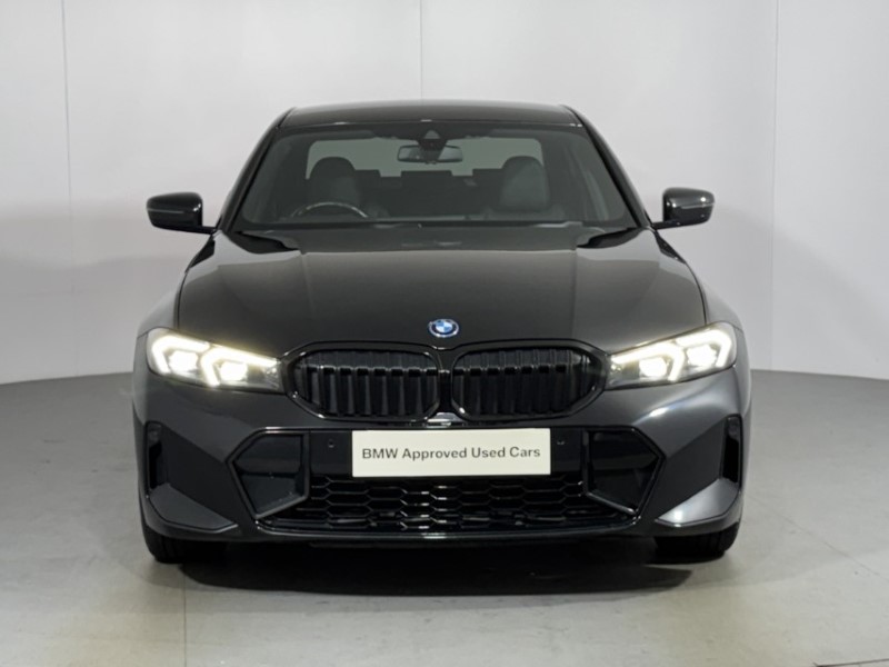 2024 (74) BMW 3 SERIES 330e 22.3 kWh M Sport 4dr Step Auto [Pro Pack] 5660881
