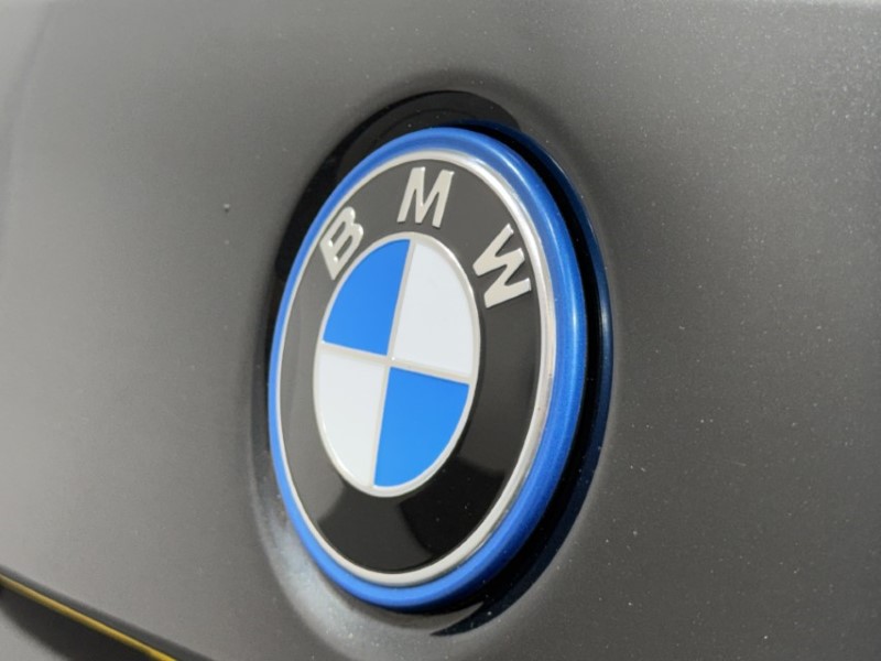 2024 (74) BMW 3 SERIES 330e 22.3 kWh M Sport 4dr Step Auto [Pro Pack] 5660861