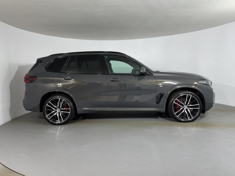 2024 (24) BMW X5 xDrive40d MHT M Sport 5dr Auto 5697488