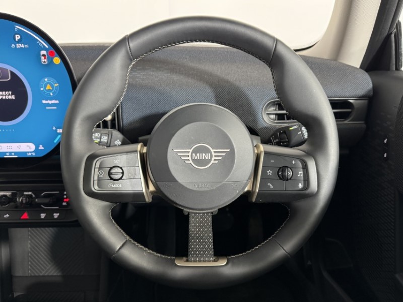 2025 (25) MINI COOPER 1.5 C Classic 3dr Auto 5681299