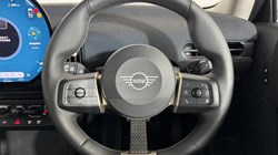 2025 (25) MINI COOPER 1.5 C Classic 3dr Auto 5681299