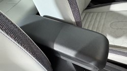 2025 (25) MINI COOPER 1.5 C Classic 3dr Auto 5681320
