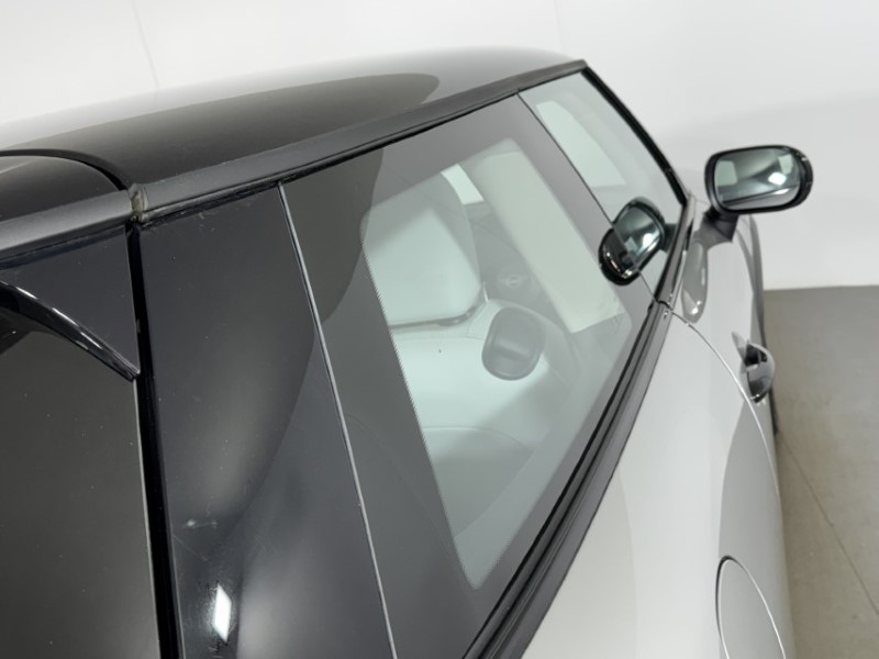 2025 (25) MINI COOPER 1.5 C Classic 3dr Auto 5681328