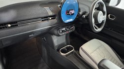 2025 (25) MINI COOPER 1.5 C Classic 3dr Auto 5681341