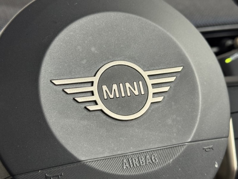 2025 (25) MINI COOPER 1.5 C Classic 3dr Auto 5681304