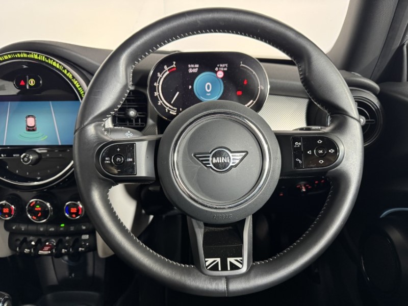 2023 (23) MINI HATCHBACK 1.5 Cooper Exclusive Premium 3dr Auto