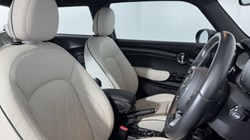 2023 (23) MINI HATCHBACK 1.5 Cooper Exclusive Premium 3dr Auto 5686987