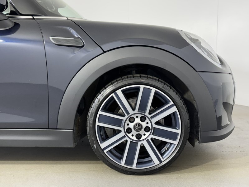 2023 (23) MINI HATCHBACK 1.5 Cooper Exclusive Premium 3dr Auto 5686993