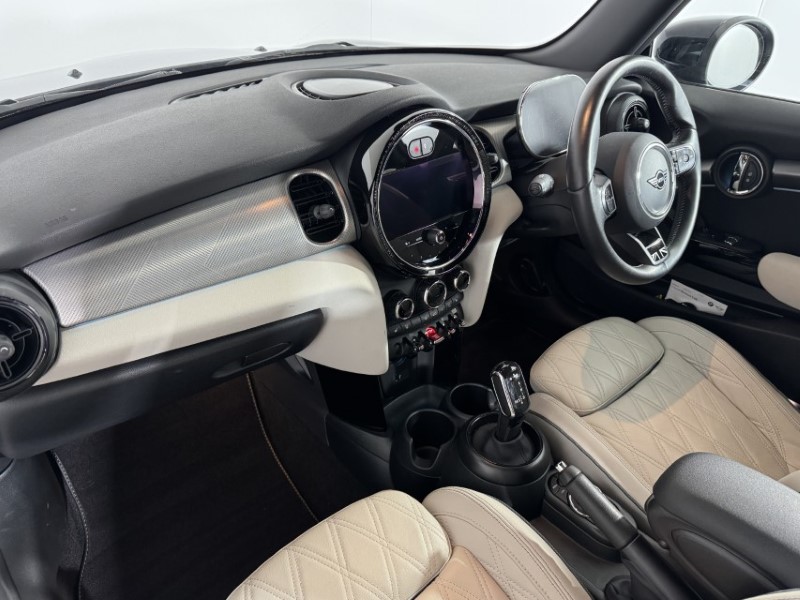 2023 (23) MINI HATCHBACK 1.5 Cooper Exclusive Premium 3dr Auto 5686997
