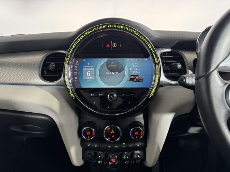 2023 (23) MINI HATCHBACK 1.5 Cooper Exclusive Premium 3dr Auto 5686978