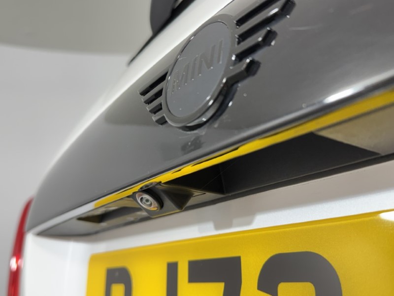 2023 (73) MINI HATCHBACK 2.0 Cooper S Sport Premium Plus 3dr Auto 5689041