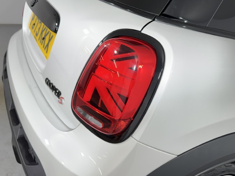 2023 (73) MINI HATCHBACK 2.0 Cooper S Sport Premium Plus 3dr Auto 5689039
