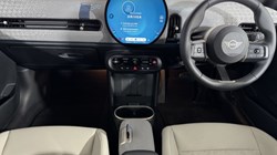2024 (74) MINI COOPER 1.5 C Exclusive 3dr Auto 5697178