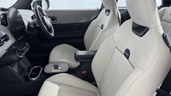 2024 (74) MINI COOPER 1.5 C Exclusive 3dr Auto 5697173