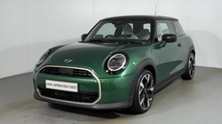 2024 (74) MINI COOPER 1.5 C Exclusive 3dr Auto 5697198