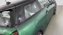 2024 (74) MINI COOPER 1.5 C Exclusive 3dr Auto 5697163