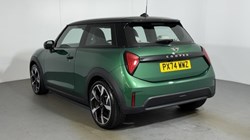 2024 (74) MINI COOPER 1.5 C Exclusive 3dr Auto 5697200