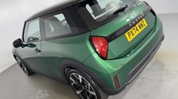 2024 (74) MINI COOPER 1.5 C Exclusive 3dr Auto 5697172