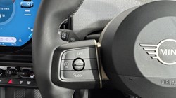 2024 (74) MINI COOPER 1.5 C Exclusive 3dr Auto 5697149