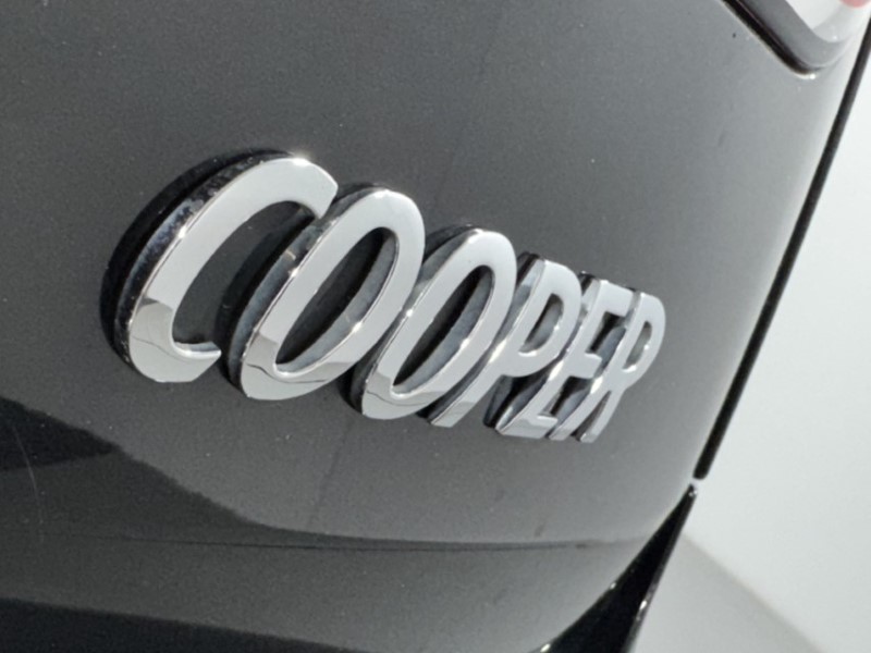 2022 (72) MINI CLUBMAN 1.5 Cooper Exclusive 6dr Auto 5702136