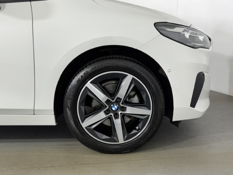 2025 (75) BMW 2 SERIES 220i MHT Sport 5dr DCT 5712611