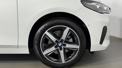 2025 (75) BMW 2 SERIES 220i MHT Sport 5dr DCT 5712611