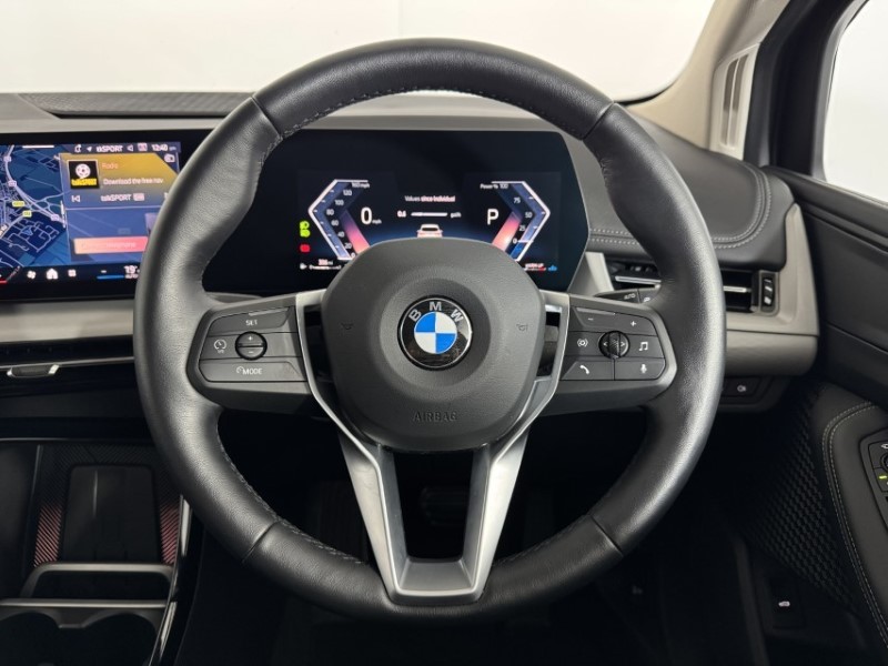 2025 (75) BMW 2 SERIES 220i MHT Sport 5dr DCT 5712584