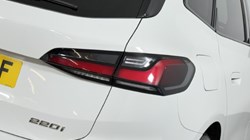 2025 (75) BMW 2 SERIES 220i MHT Sport 5dr DCT 5712617