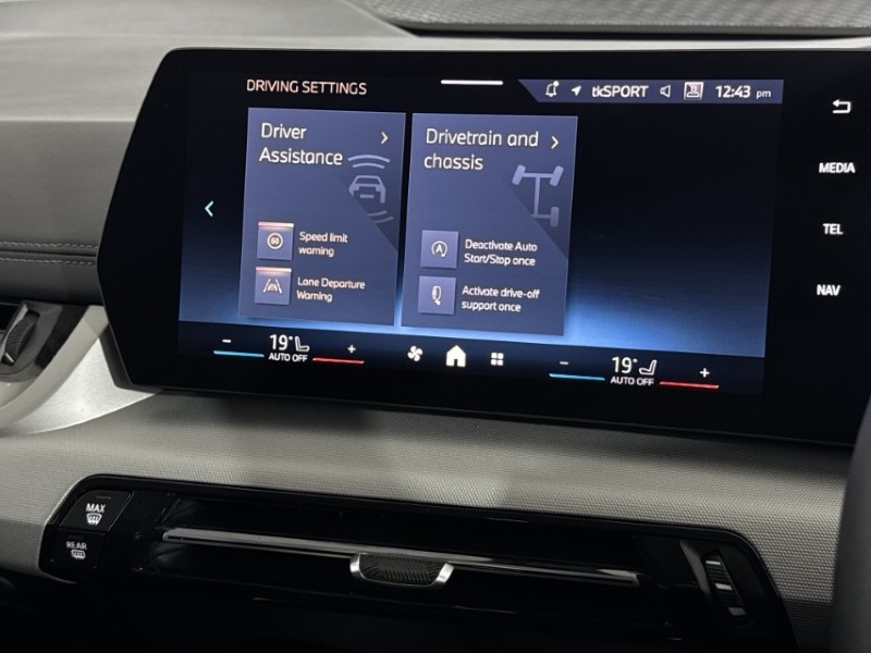 2025 (75) BMW 2 SERIES 220i MHT Sport 5dr DCT 5712597