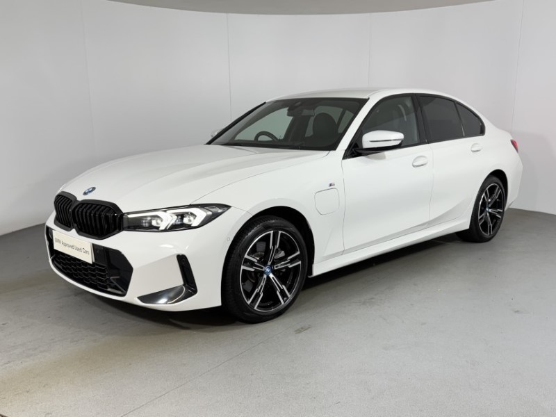 2024 (24) BMW 3 SERIES 330e xDrive M Sport 4dr Step Auto 5720271