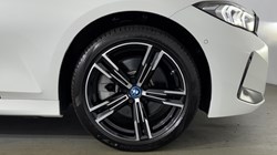 2024 (24) BMW 3 SERIES 330e xDrive M Sport 4dr Step Auto 5720277