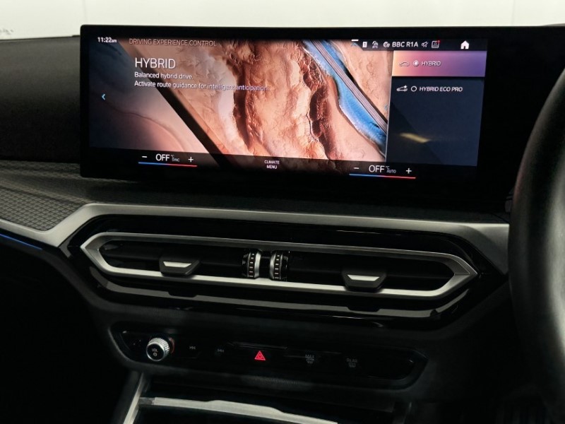 2024 (24) BMW 3 SERIES 330e xDrive M Sport 4dr Step Auto 5720234