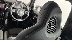 2024 (24) MINI HATCHBACK 1.5 Cooper Sport Premium 3dr Auto 5728786