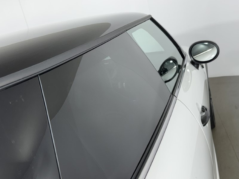 2024 (24) MINI HATCHBACK 1.5 Cooper Sport Premium 3dr Auto 5728778