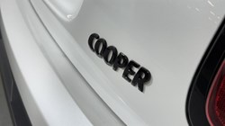 2024 (24) MINI HATCHBACK 1.5 Cooper Sport Premium 3dr Auto 5728781