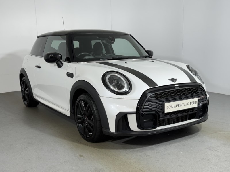 2024 (24) MINI HATCHBACK 1.5 Cooper Sport Premium 3dr Auto