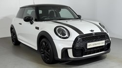 2024 (24) MINI HATCHBACK 1.5 Cooper Sport Premium 3dr Auto 5728794
