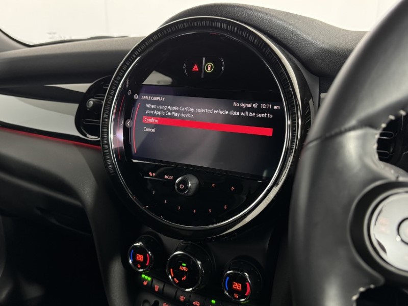 2024 (24) MINI HATCHBACK 1.5 Cooper Sport Premium 3dr Auto 5728762