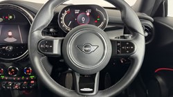 2024 (24) MINI HATCHBACK 1.5 Cooper Sport Premium 3dr Auto 5728750