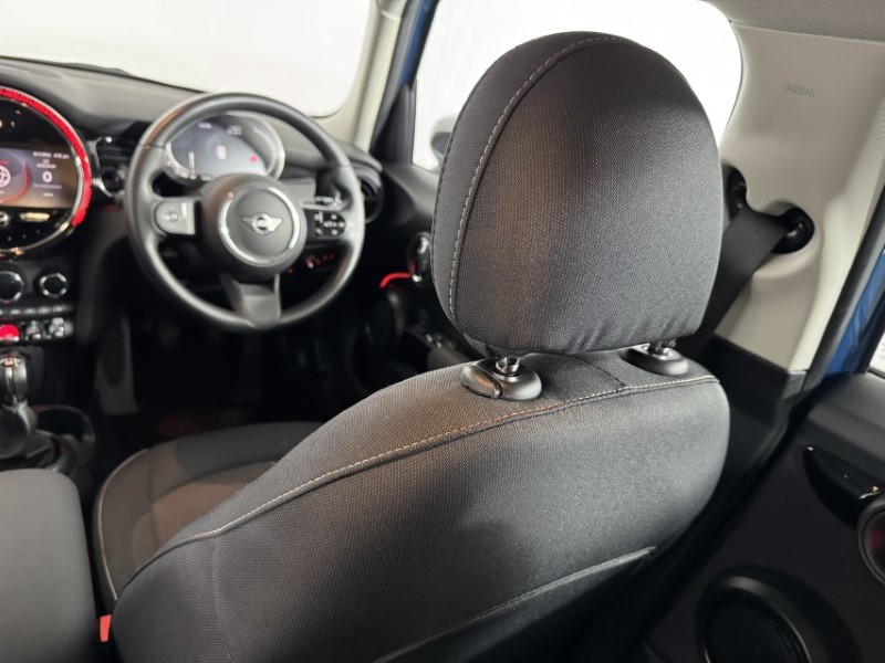 2023 (23) MINI HATCHBACK 1.5 Cooper Classic Premium 5dr 5741654
