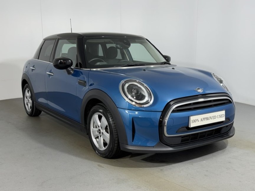2023 (23) MINI HATCHBACK 1.5 Cooper Classic Premium 5dr