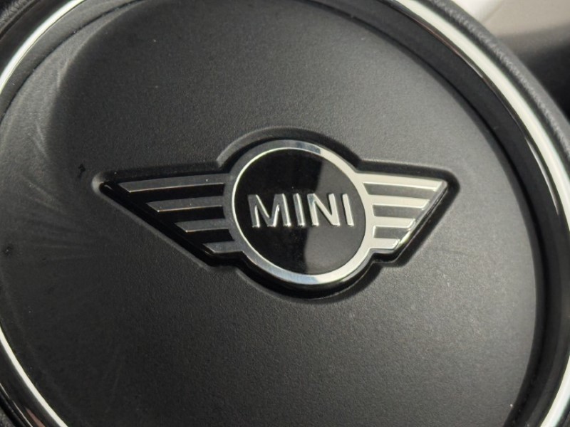 2023 (23) MINI HATCHBACK 1.5 Cooper Classic Premium 5dr 5741623