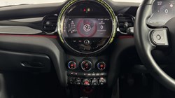 2023 (23) MINI HATCHBACK 1.5 Cooper Classic Premium 5dr 5741618