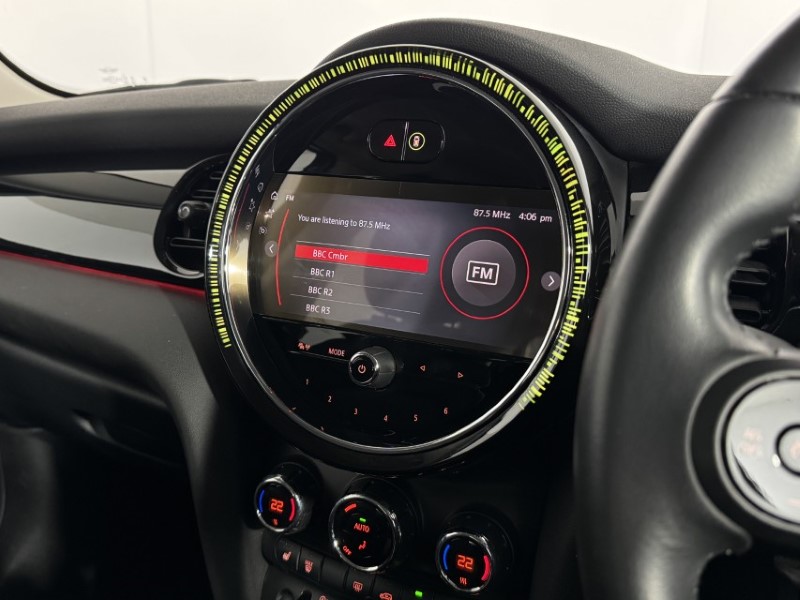 2023 (23) MINI HATCHBACK 1.5 Cooper Classic Premium 5dr 5741630