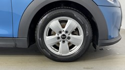 2023 (23) MINI HATCHBACK 1.5 Cooper Classic Premium 5dr 5741644