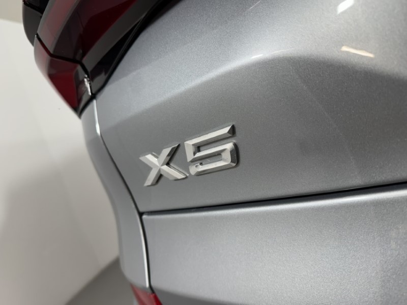 2024 (24) BMW X5 xDrive30d MHT M Sport 5dr Auto 5746822