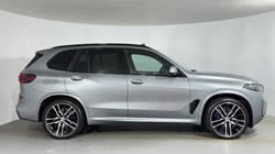 2024 (24) BMW X5 xDrive30d MHT M Sport 5dr Auto 5746843
