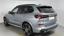 2024 (24) BMW X5 xDrive30d MHT M Sport 5dr Auto 5746839