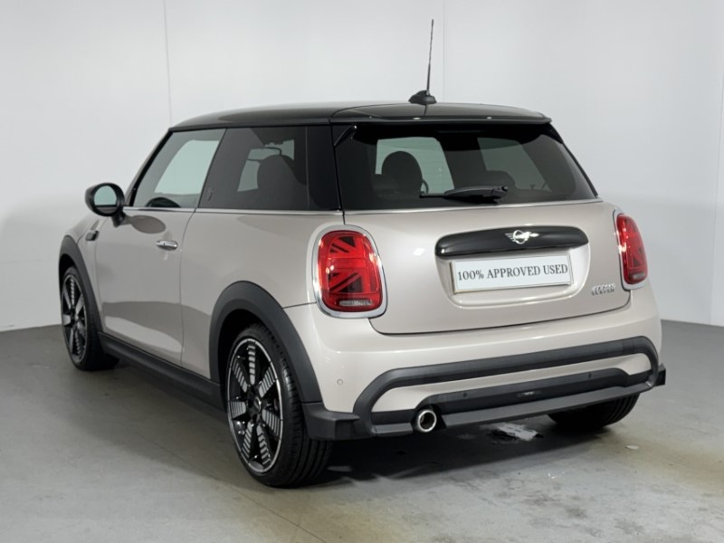 2023 (23) MINI HATCHBACK 1.5 Cooper Exclusive 3dr Auto 5761046